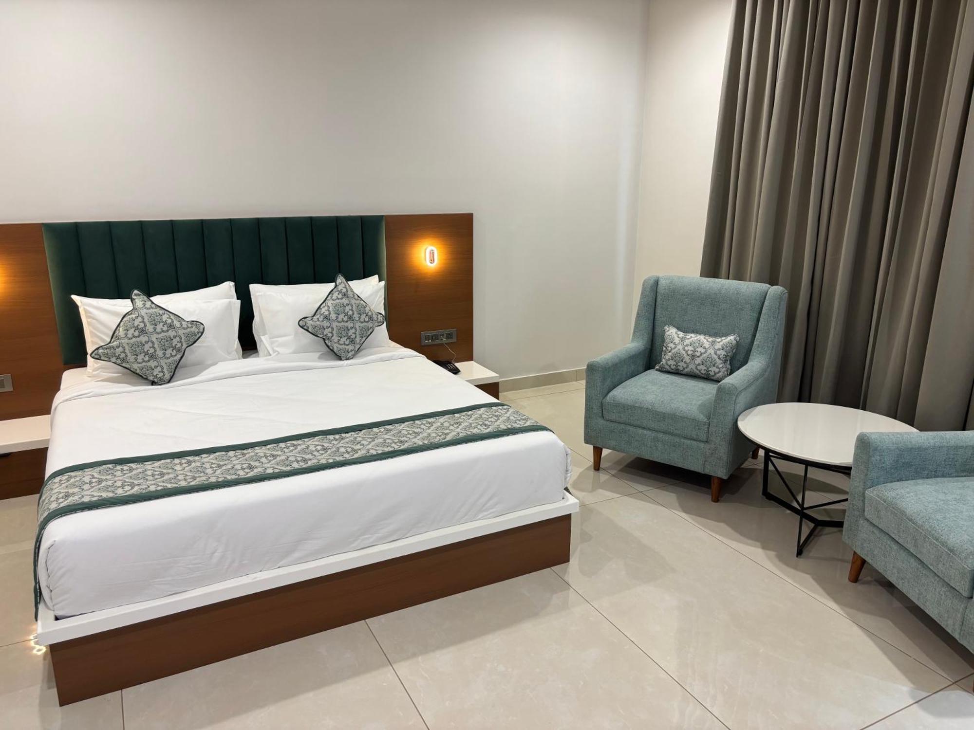 Hotel The Crown Inn Jhunjhunu エクステリア 写真