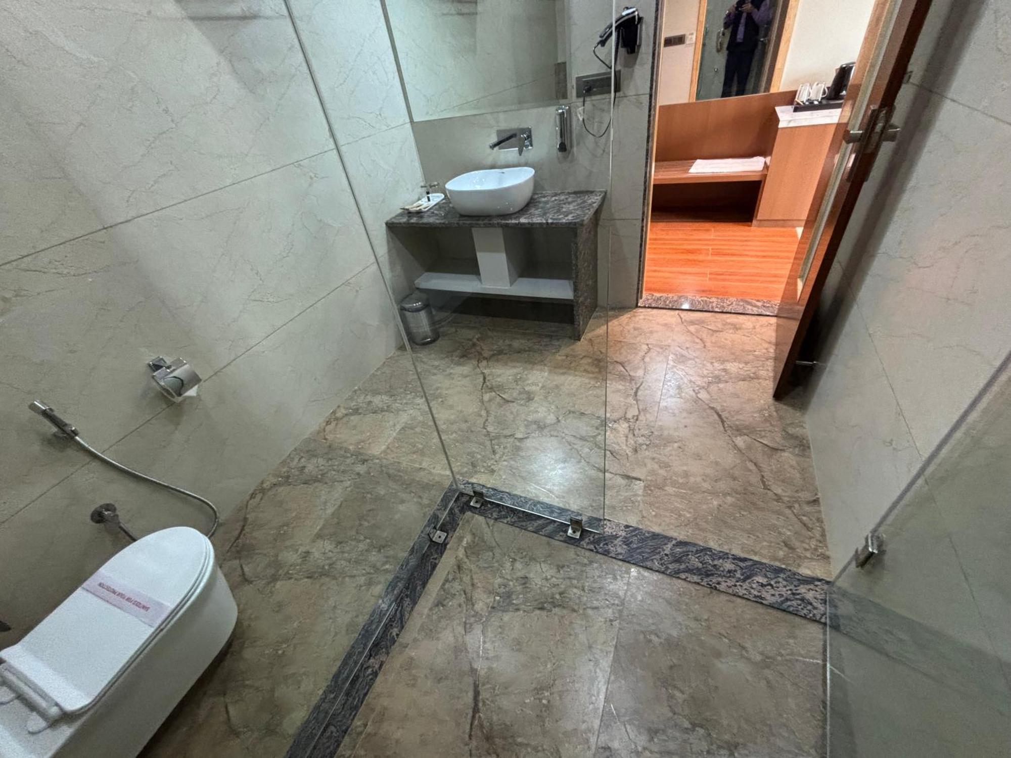 Hotel The Crown Inn Jhunjhunu エクステリア 写真
