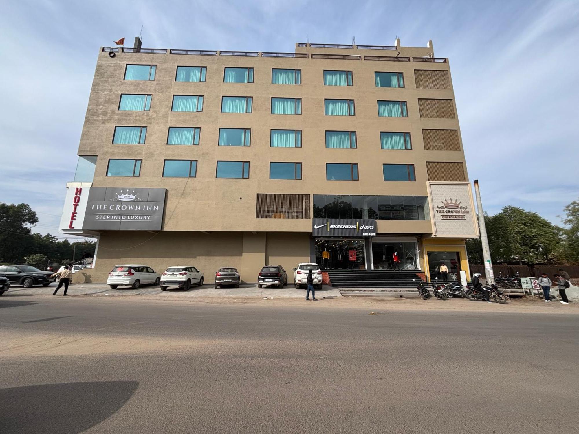 Hotel The Crown Inn Jhunjhunu エクステリア 写真