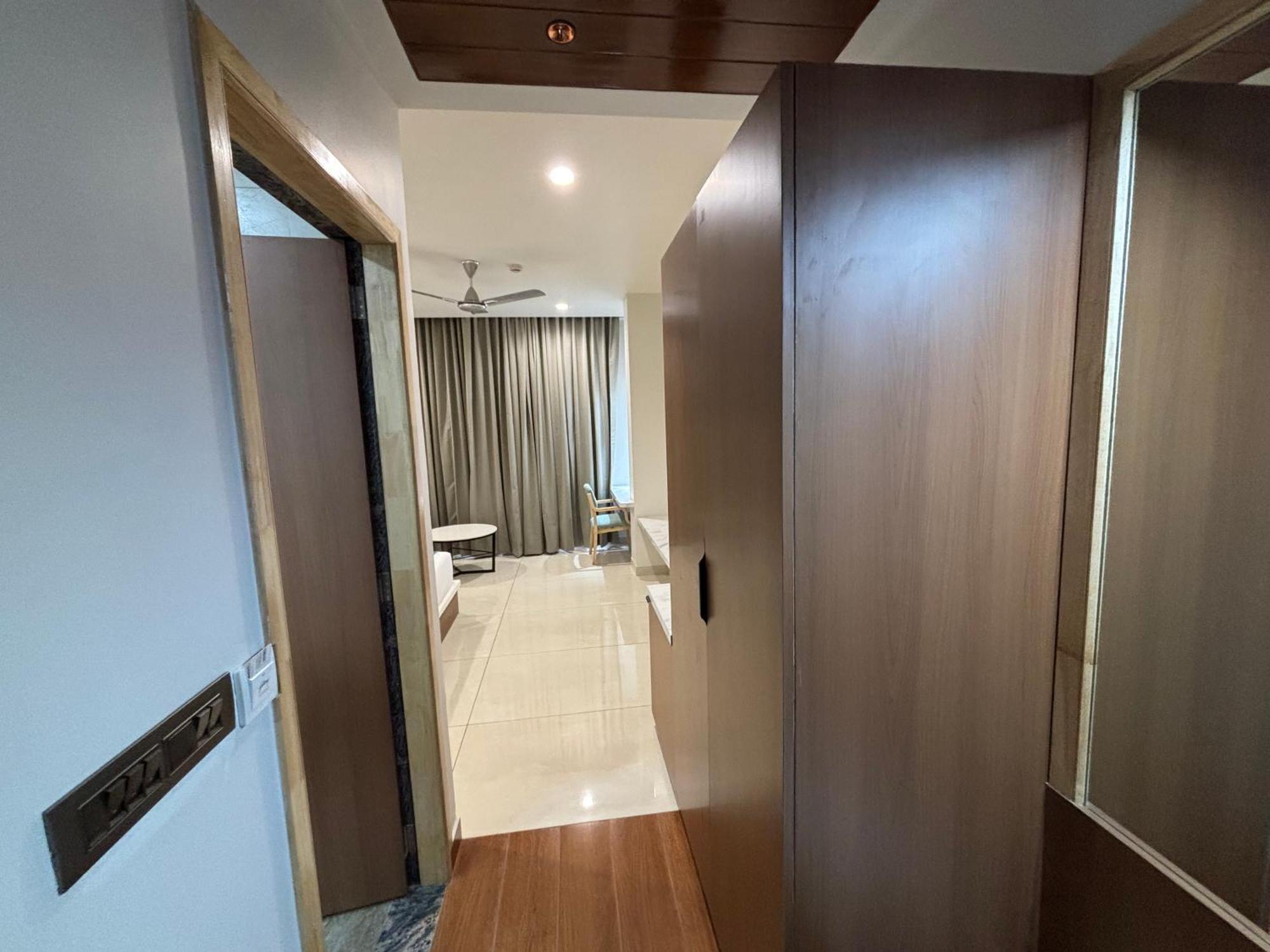 Hotel The Crown Inn Jhunjhunu エクステリア 写真