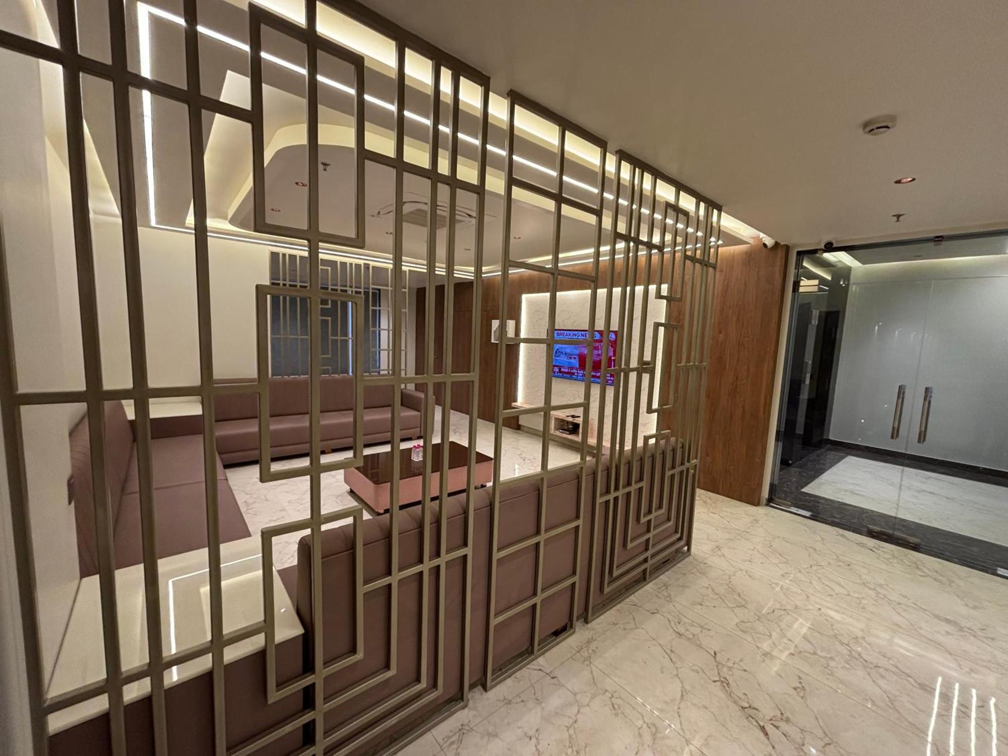 Hotel The Crown Inn Jhunjhunu エクステリア 写真