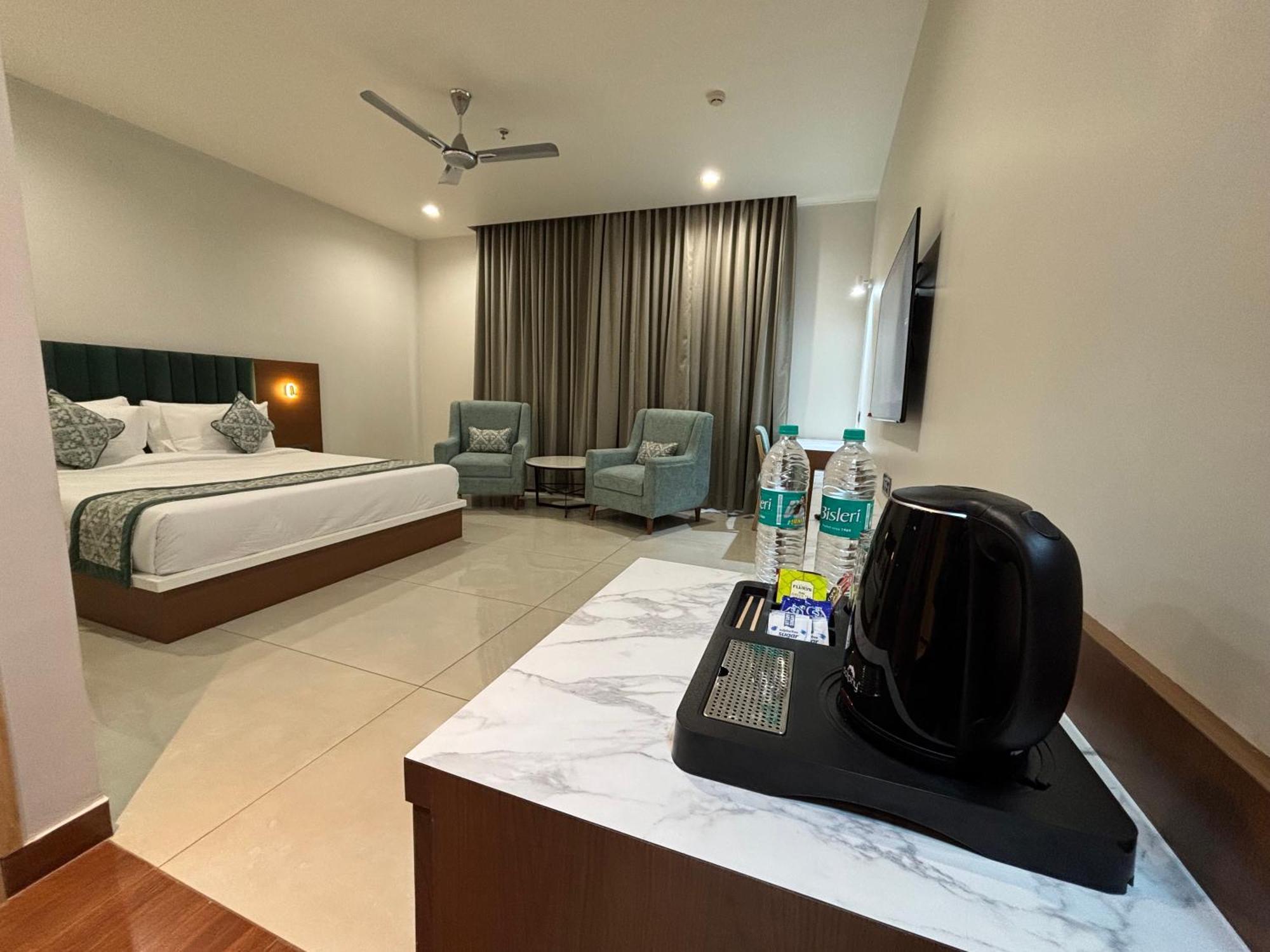 Hotel The Crown Inn Jhunjhunu エクステリア 写真